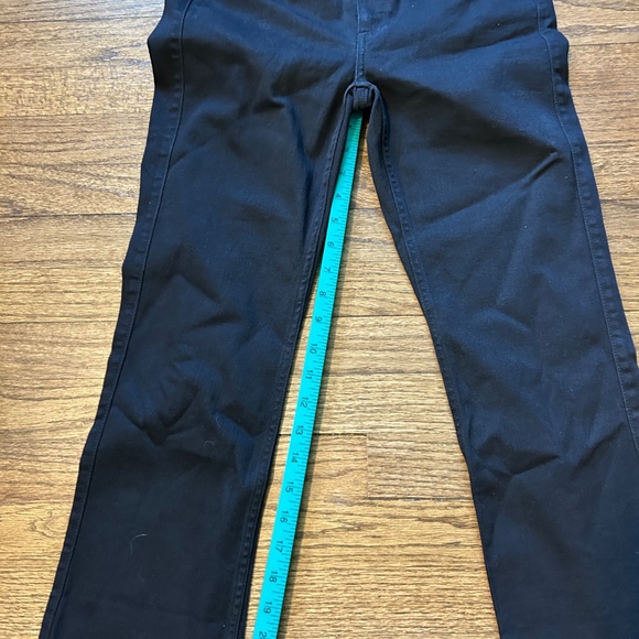 NWT Rafaella Weekend Comfort Stretch Black Capri Travel, Casual Slimming SZ 4 - Picture 3 of 8